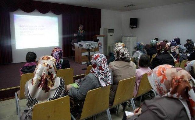 Sincan Belediyesi’nin Seminerleri Devam Ediyor 1