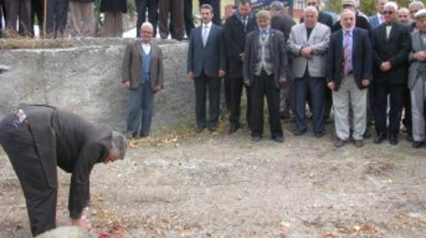 Eskipazar'da Yatılı Hafızlık Kız Kur'&acirc;n Kursu Yapılıyor