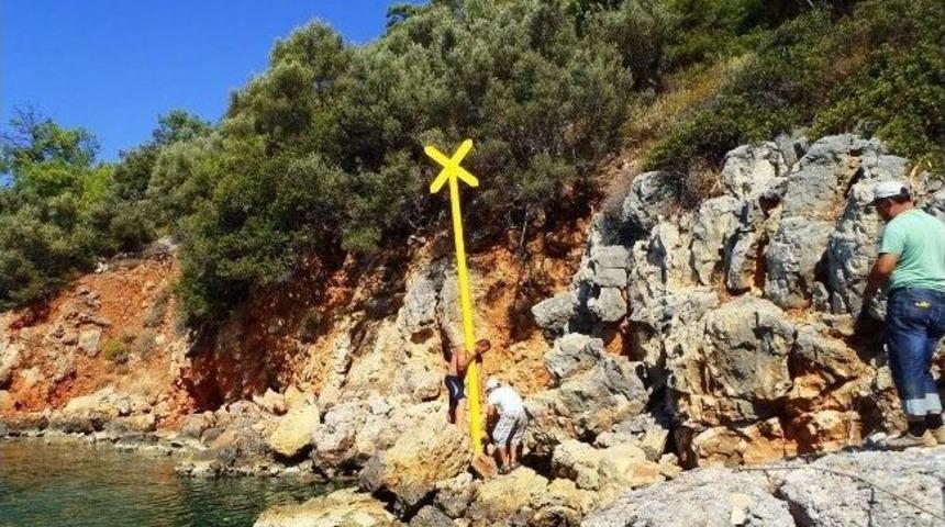 K&ouml;rfezde, Balık&ccedil;ılığa Kapalı Alanlar Tabelalarla İşaretlendi