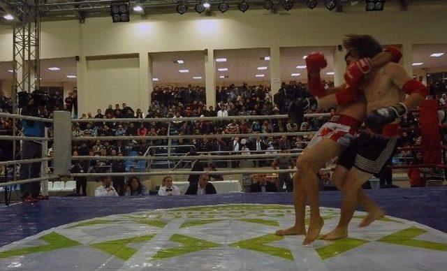 Muay Thai S&uuml;per Lig 3. Ayak Turnuvası Kb&uuml;&rsquo;de Yapıldı 1