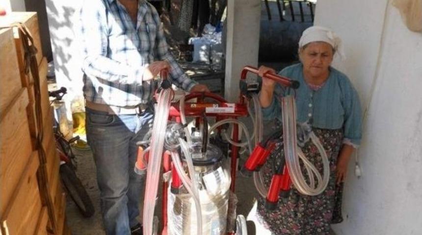 Dalaman&rsquo;da Kkydp Kapsamında 24 &Ccedil;ift&ccedil;iye Makine Ve Ekipmanları Teslim Edildi