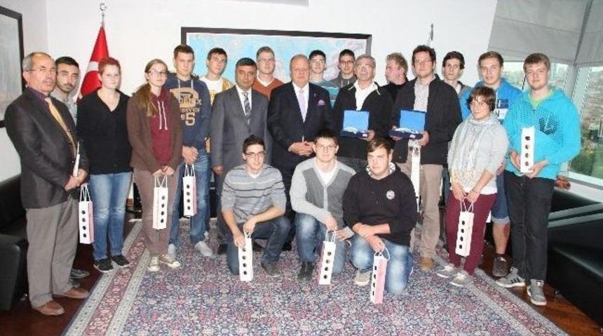 Alman &Ouml;ğrenciler Eğitim İ&ccedil;in Ankara'da