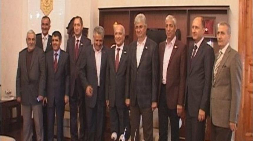 Kızılay Genel Başkanı Kars&rsquo;ta