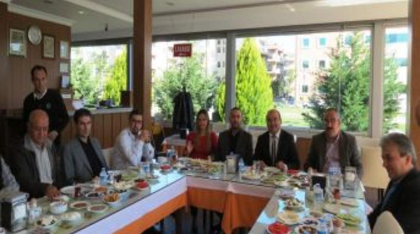 S&ouml;ke AK Parti Teşkilatında Yeni Y&ouml;netim G&ouml;rev Dağılımı Yaptı