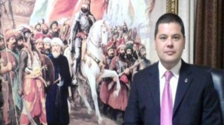 Bereket: "t&uuml;rk S&ouml;z&uuml; Ge&ccedil;en Herşeyden Rahatsız Oluyorlar"