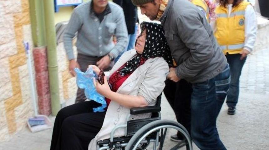 Anne Ve Oğlu Sobadan Sızan Gazdan Zehirlendi
