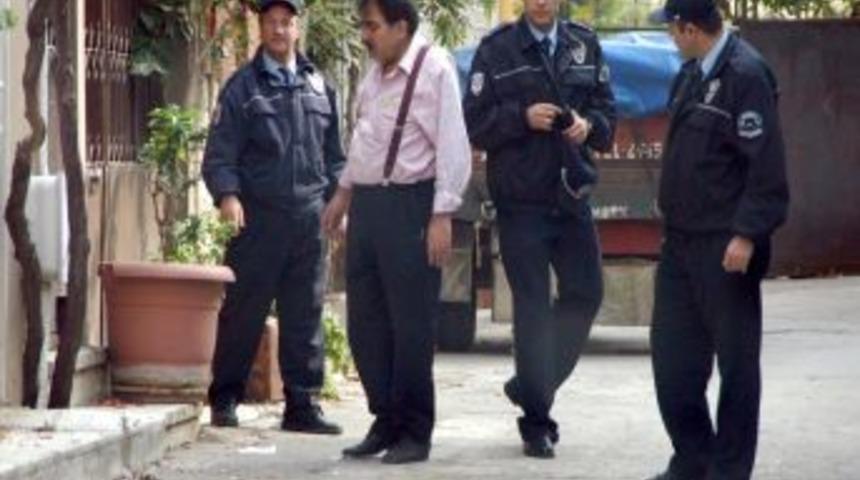 &Ouml;nce Eşini &Ouml;ld&uuml;rd&uuml;, Sonra Polise 'kayıp' M&uuml;racaatında Bulundu