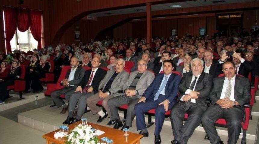 Altıkula&ccedil;&rsquo;tan Konferans