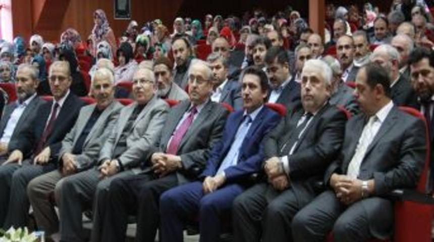 Prof. Dr. Altıkula&ccedil;: Mushaflarda Imla Problemimiz Var