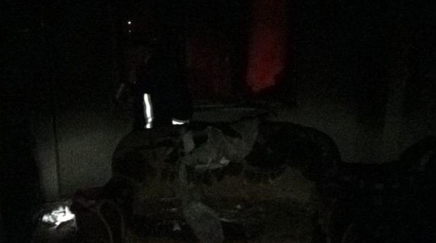 Elektrikli Soba Faciaya Yol A&ccedil;ıyordu