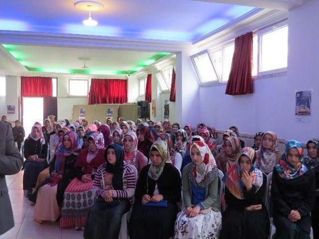 Kumru&rsquo;da Camiler Ve Din G&ouml;revlileri Haftası Paneli 1