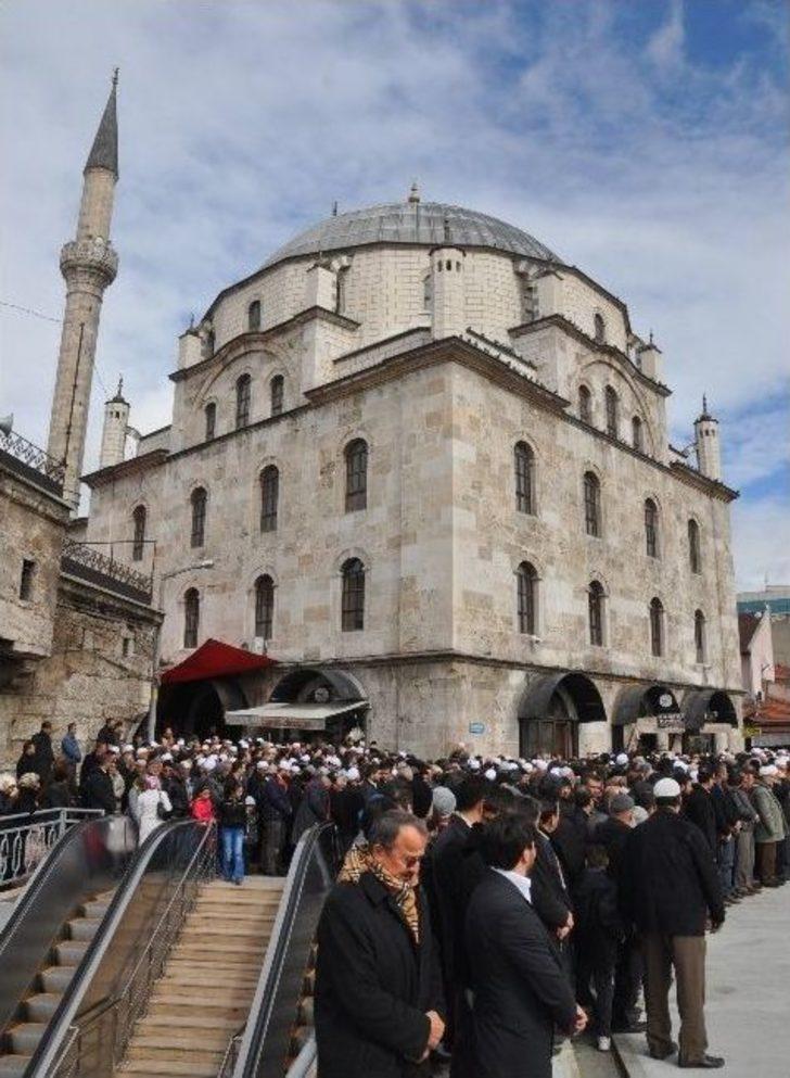 Bakanlar Bolu’da Cenaze Namazına Katıldı G1