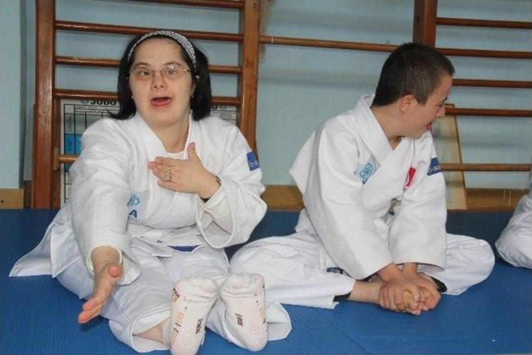 Down Sendromlular Judo İle Rehabilite Ediliyor