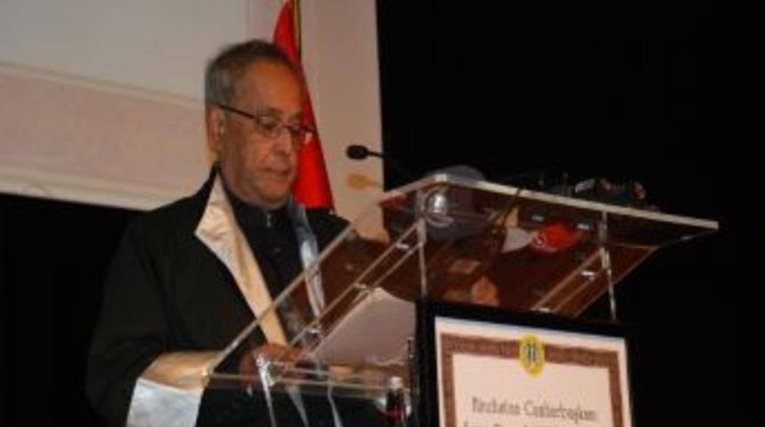 Hindistan Cumhurbaşkanı'na İstanbul &Uuml;niversitesi'nden Fahri Doktora &Uuml;nvanı