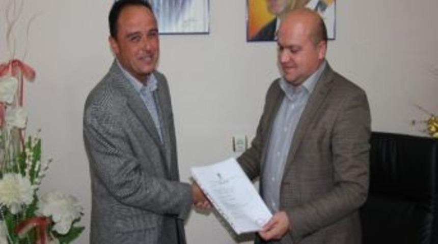 &Ccedil;aycuma Ak Parti De İlk Aday Adayı Belli Oldu