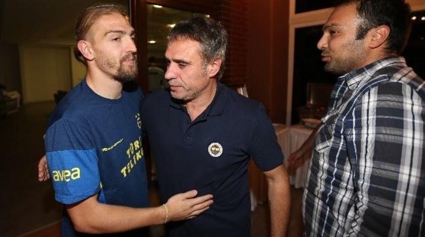 Fenerbah&ccedil;e&rsquo;de S&uuml;rpriz Doğum G&uuml;n&uuml;