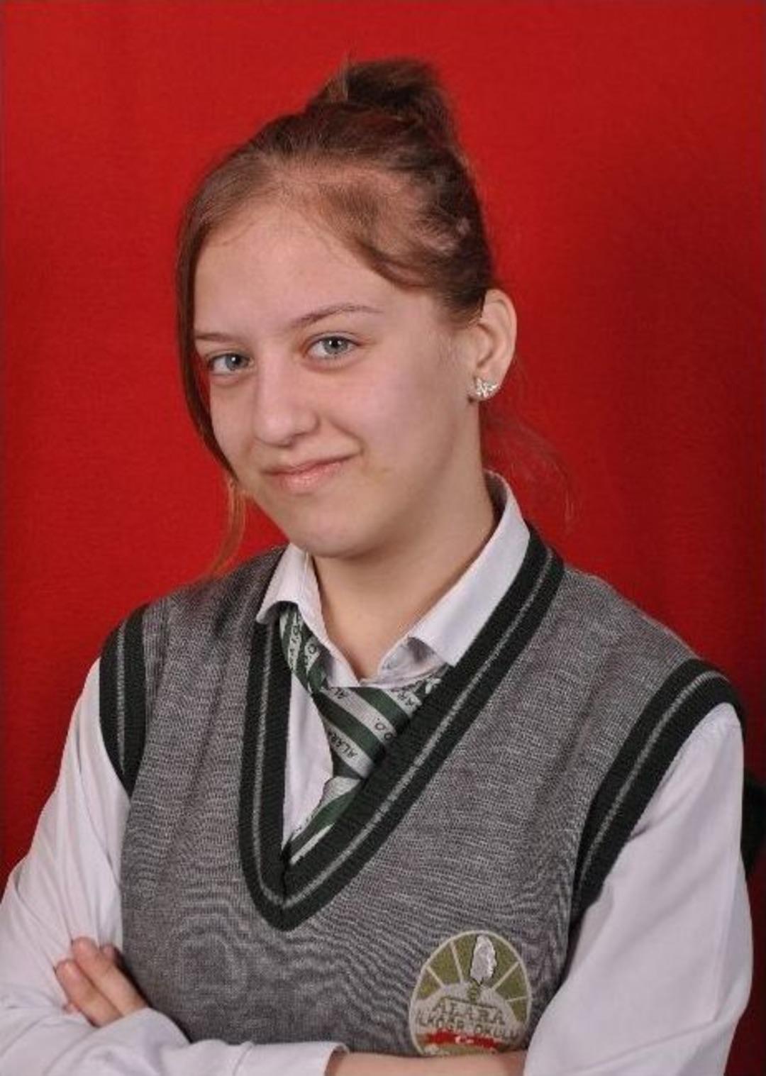 (&ouml;zel Haber) 16 Yaşında &Ouml;len Kızına, Mezarı Başında Aihm&rsquo;e Gitme S&ouml;z&uuml; Verdi