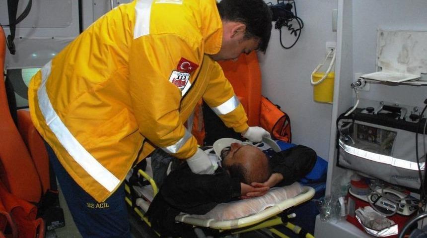 Sapanca&rsquo;da Zincirleme Trafik Kazası: 2 Yaralı