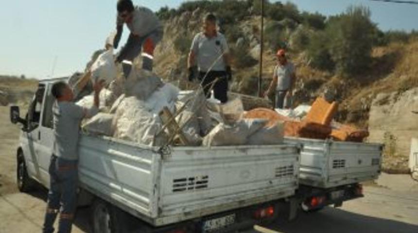 Bornovalılar &lsquo;Alo Moloz&rsquo; Hizmetini &Ccedil;ok Beğendi
