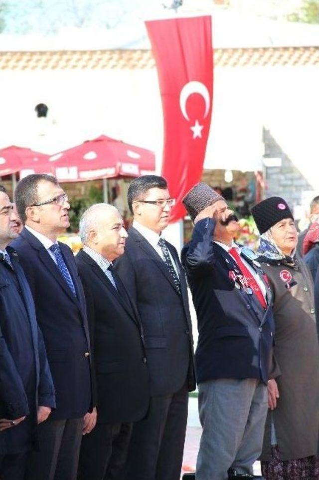 İstanbul’un Kurtuluşu Taksim’de Kutlandı