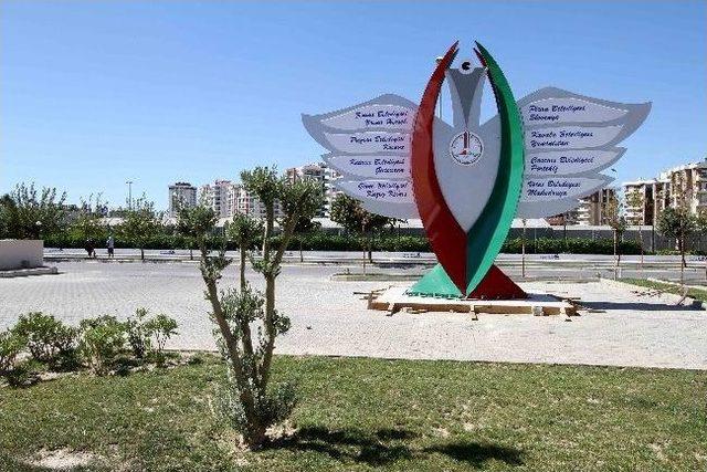 Karşıyaka&rsquo;da A&ccedil;ılış Ş&ouml;leni S&uuml;r&uuml;yor 2