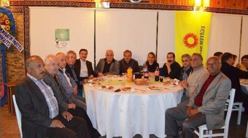 Ortaca Eğitim-sen&rsquo;dab D&uuml;nya &Ouml;ğretmenler G&uuml;n&uuml; Etkinliği