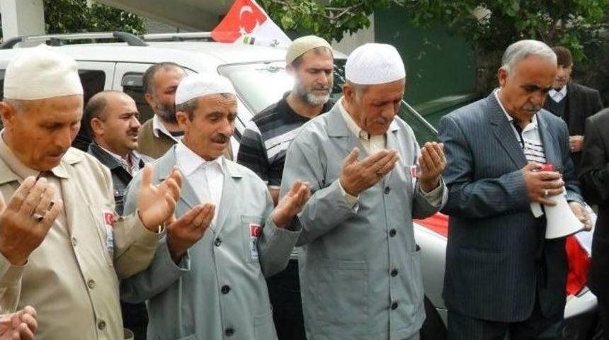 Semerkand Hacı Adaylarına Coşkulu Uğurlama