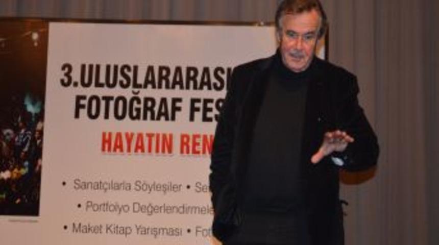 &Uuml;nl&uuml; Fotoğraf&ccedil;ı Bruno Barbey Bursa'da Fotoğrafseverlerle Buluştu