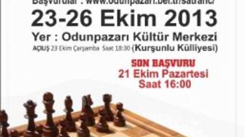 Satran&ccedil; Ustaları Kurşunlu K&uuml;lliyesi&rsquo;nde Buluşuyor