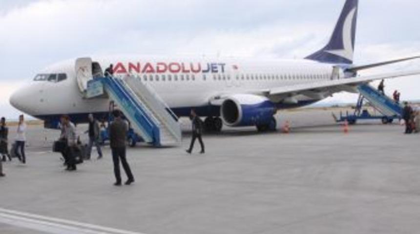 U&ccedil;ak Pistte Hızlanırken Arızalandı