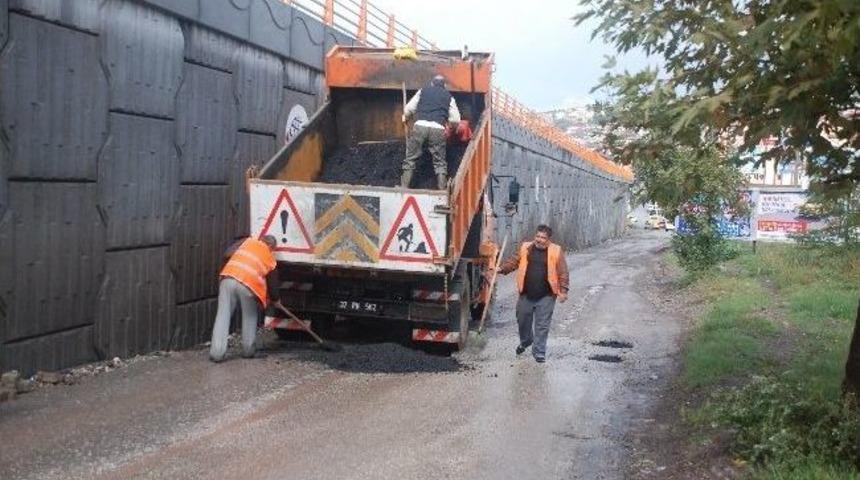 Karayolları Sorunlu Kavşakta Bakım Yaptı