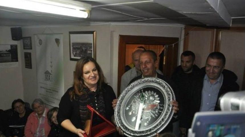 Serdivan Bosna Sancak Derneği &Ouml;ğretmenlerini Uğurladı