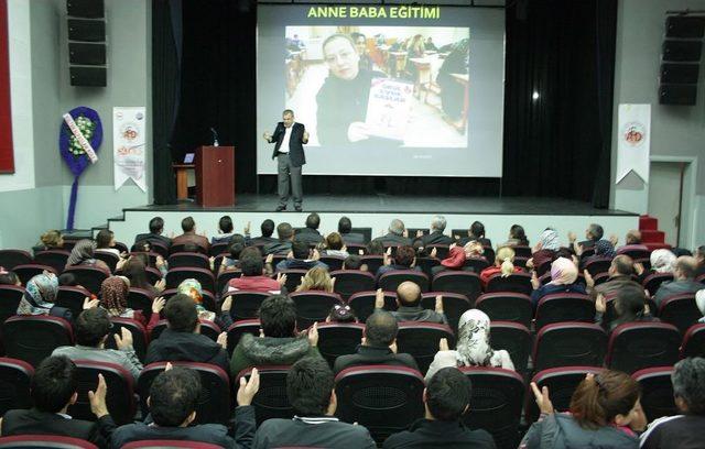 Çocuğun Zekâ Gelişimi Aileye Bağlı 1