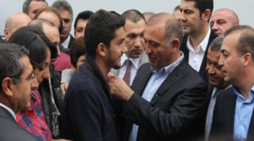 G&uuml;rsel Tekin: İstanbul'dan Aday Adayıyım