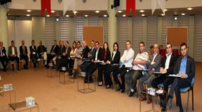 Bursa'da Sekt&ouml;r Konseyleri Mesaiye Başladı