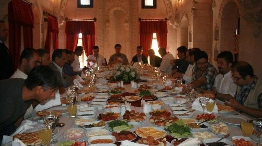 Mardin Valisi Dr. Ahmet Cengiz Gazeteciler İle Bir Araya Geldi