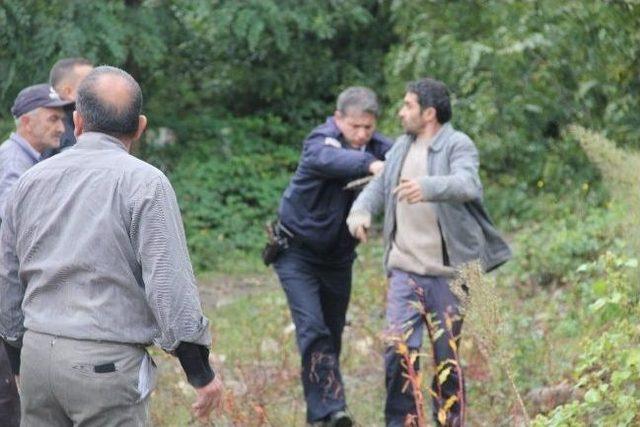 Boşandığı Karısı Tarafından Taşla Hastanelik Edildi 1