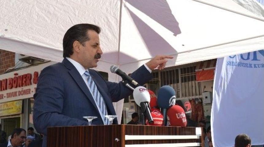 Bakan &Ccedil;elik Hilvan&rsquo;da