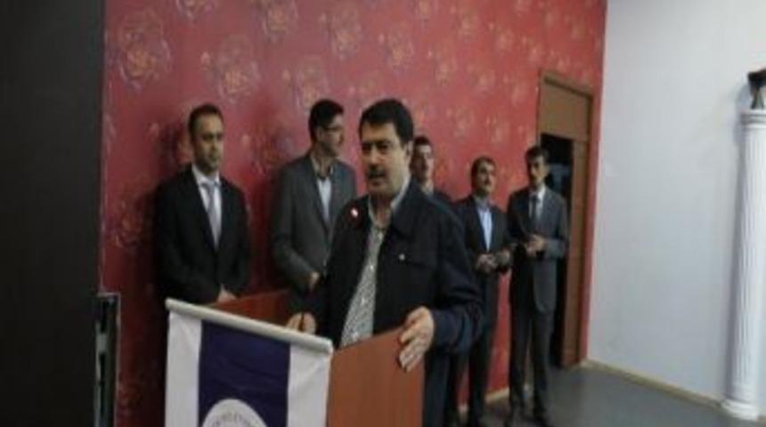 Osmanlıca Kursunu Tamamlayanlara Sertifikaları Verildi