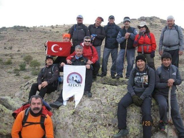 Afdos &Uuml;yeleri Kadınana Suyunun Geldiği Dağa &Ccedil;ıktı 1