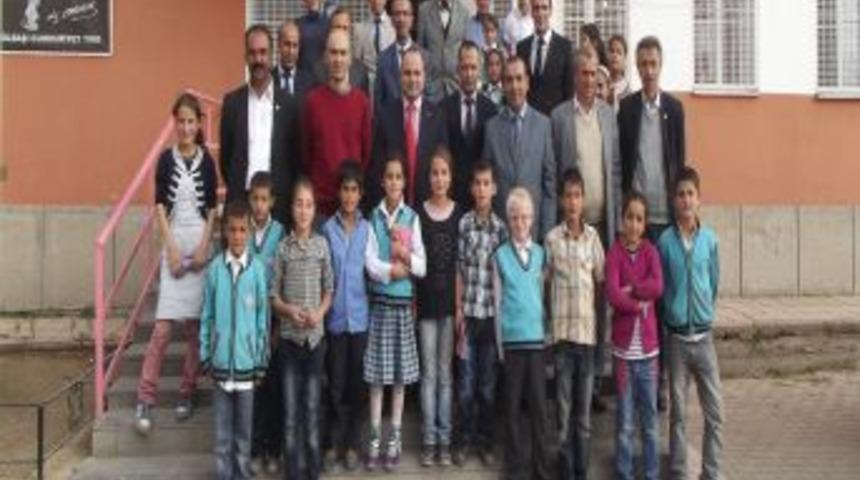 Kaymakam Kaya&rsquo;dan G&ouml;lbaşı Beldesine Ziyaret