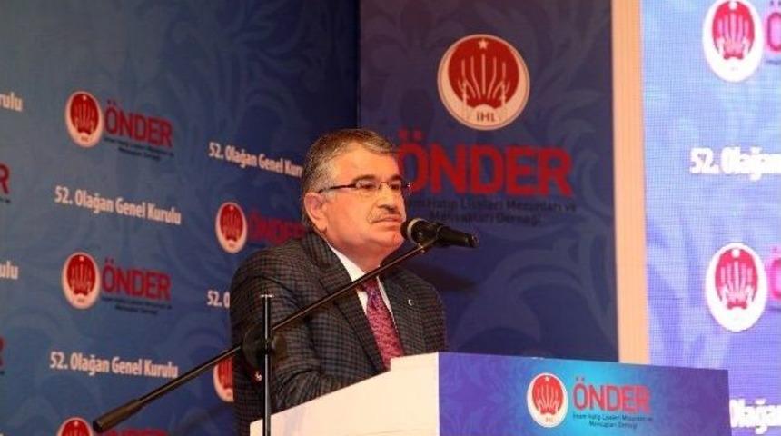 İmam Hatipliler&rsquo;in Geleceği Konuşuldu