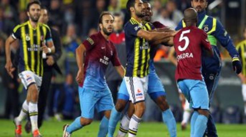Fenerbah&ccedil;e-Trabzonspor Ma&ccedil;ının Bitiminde Gerginlik