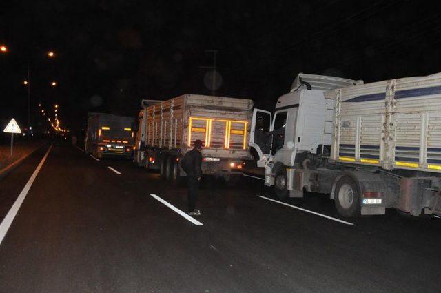 Kazanın Meydana Geldiği Yolu Ulaşıma Kapattılar