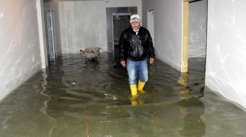 Bartın Ağız Ve Diş Sağlığı Hastanesi İnşaatını Su Bastı