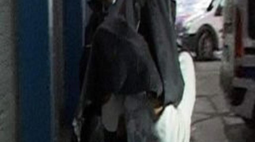 Sevgilisini bı&ccedil;aklayan kadın: &ldquo;keşke kalbine saplasaydım&rdquo;