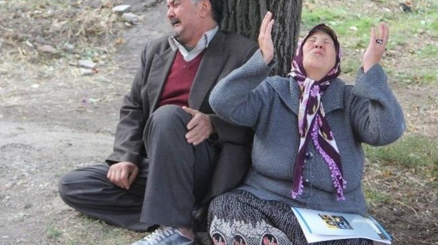 Karab&uuml;k'te Afgan &uuml;&ccedil; kardeş zehirlendi