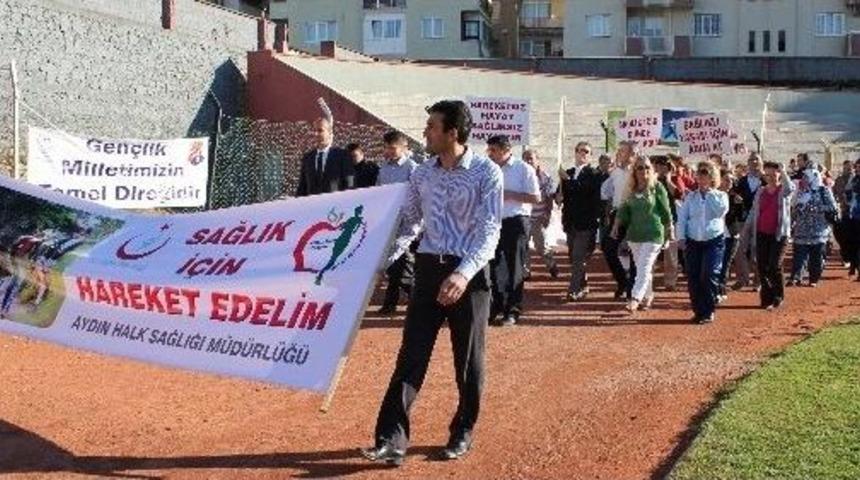 Sağlık&ccedil;ılar &lsquo;sağlıklı Yaşam&rsquo; İ&ccedil;in Y&uuml;r&uuml;r&uuml;