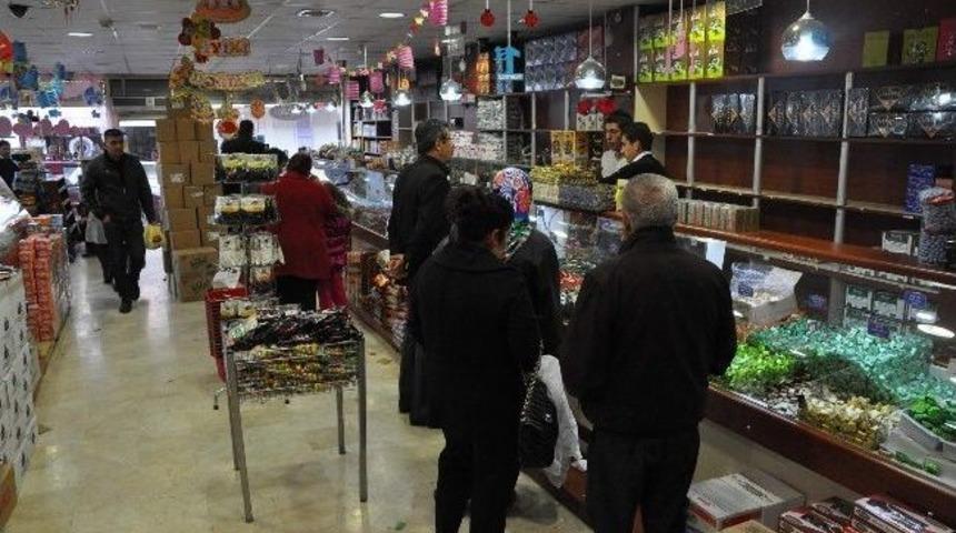 Şekercilerden Vatandaşlara Bayram Fırsat&ccedil;ısı Uyarısı