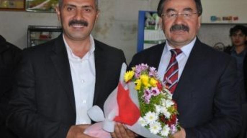 Başkan Odabaşı&rsquo;ndan G&ouml;lbaşı Yozgatlılar Derneği&rsquo;ne Ziyaret